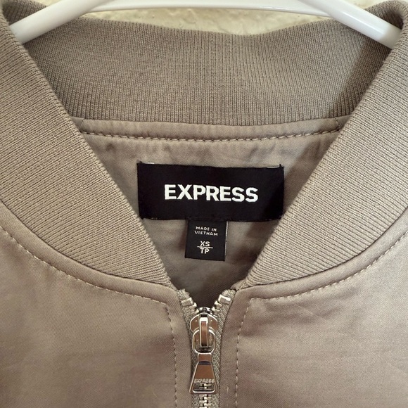 Express Grayish Green Bomber Shacket - Picture 3 of 3